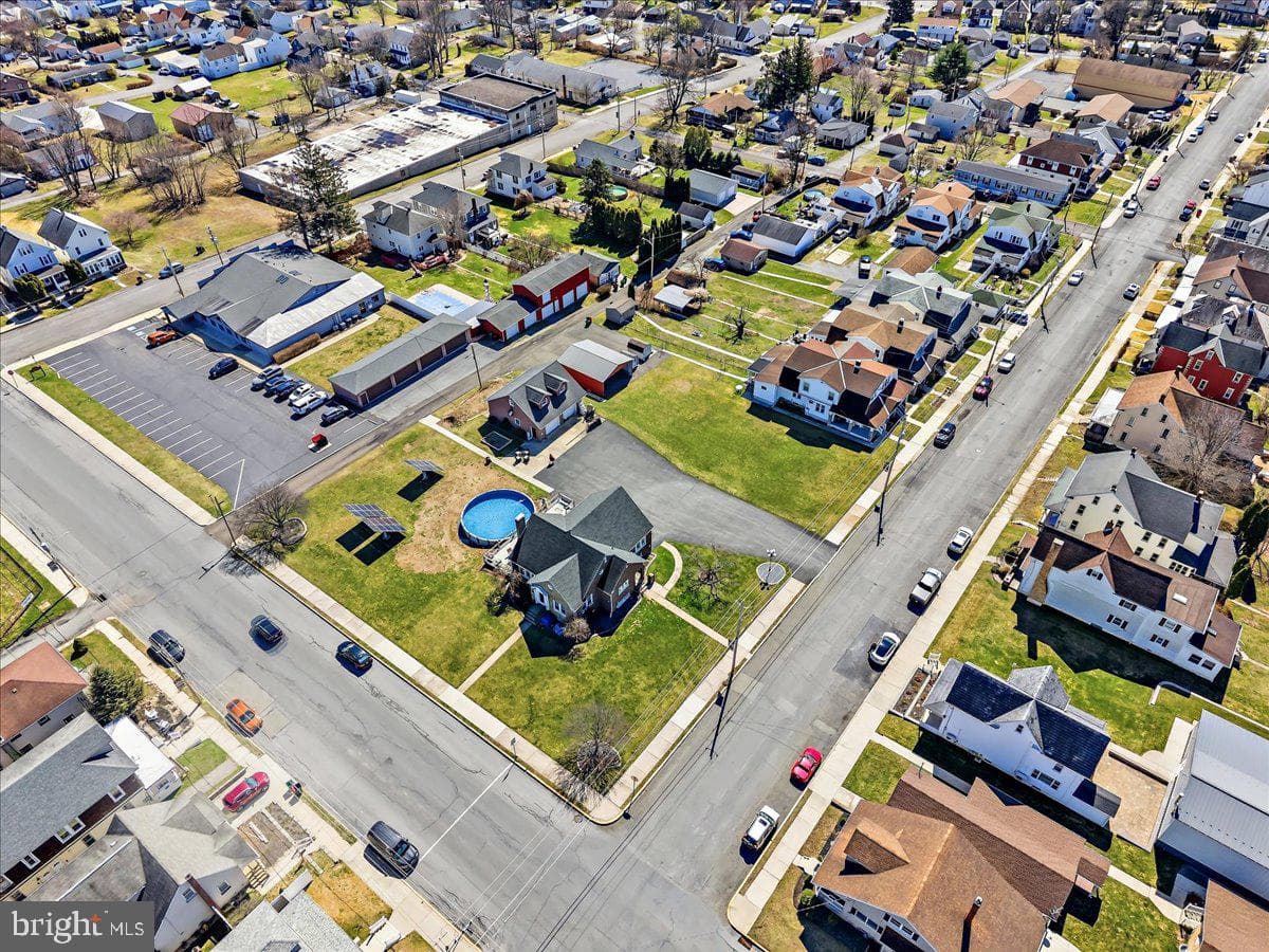635 Coal Street photo 24