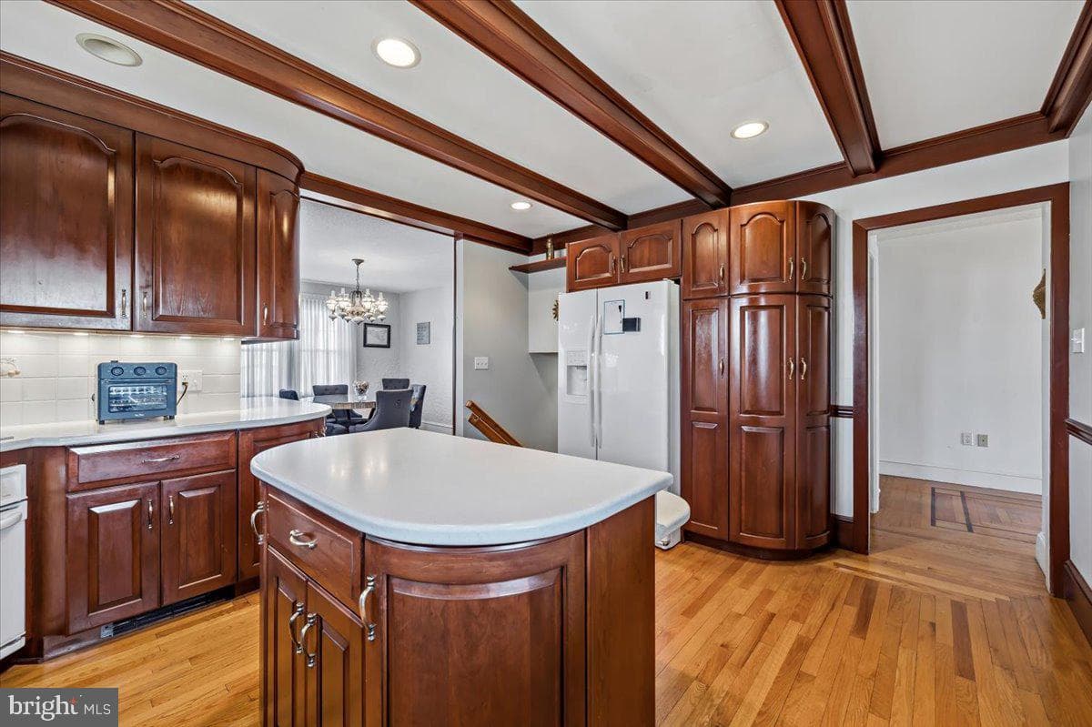 635 Coal Street photo 35