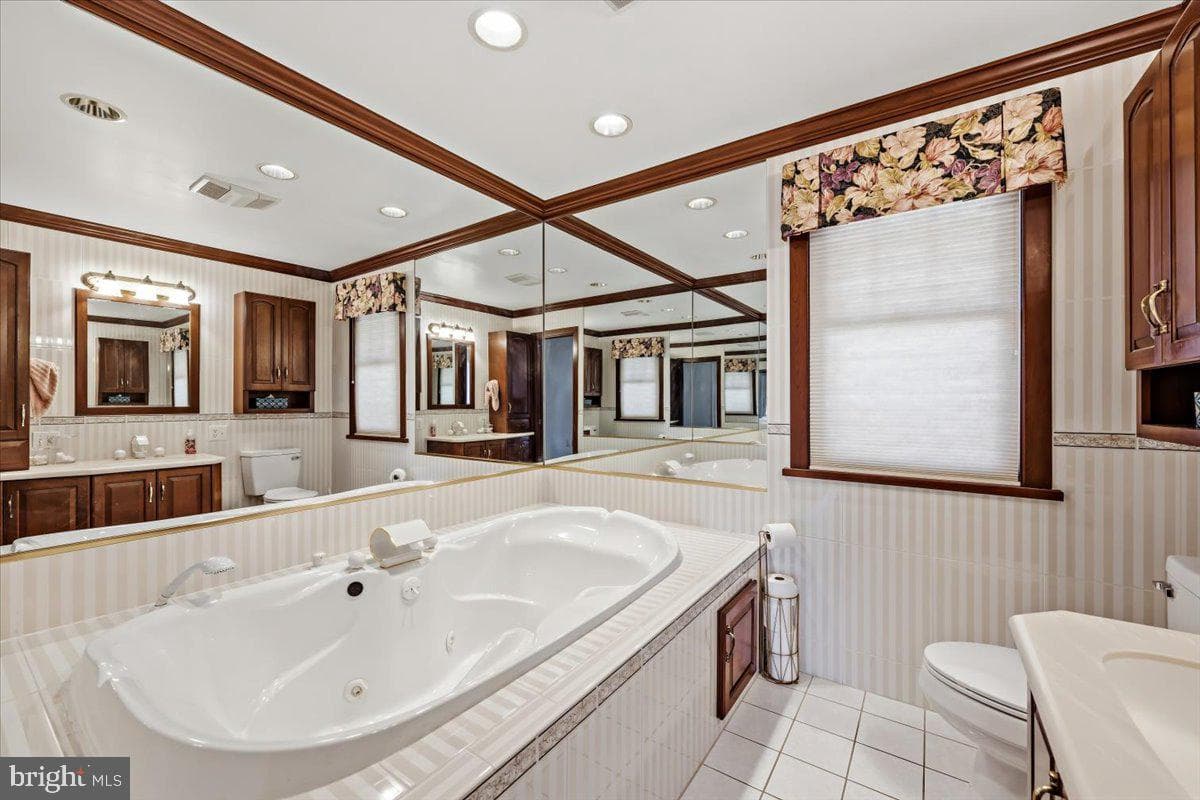 635 Coal Street photo 38