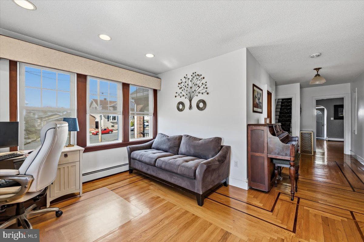 635 Coal Street photo 40