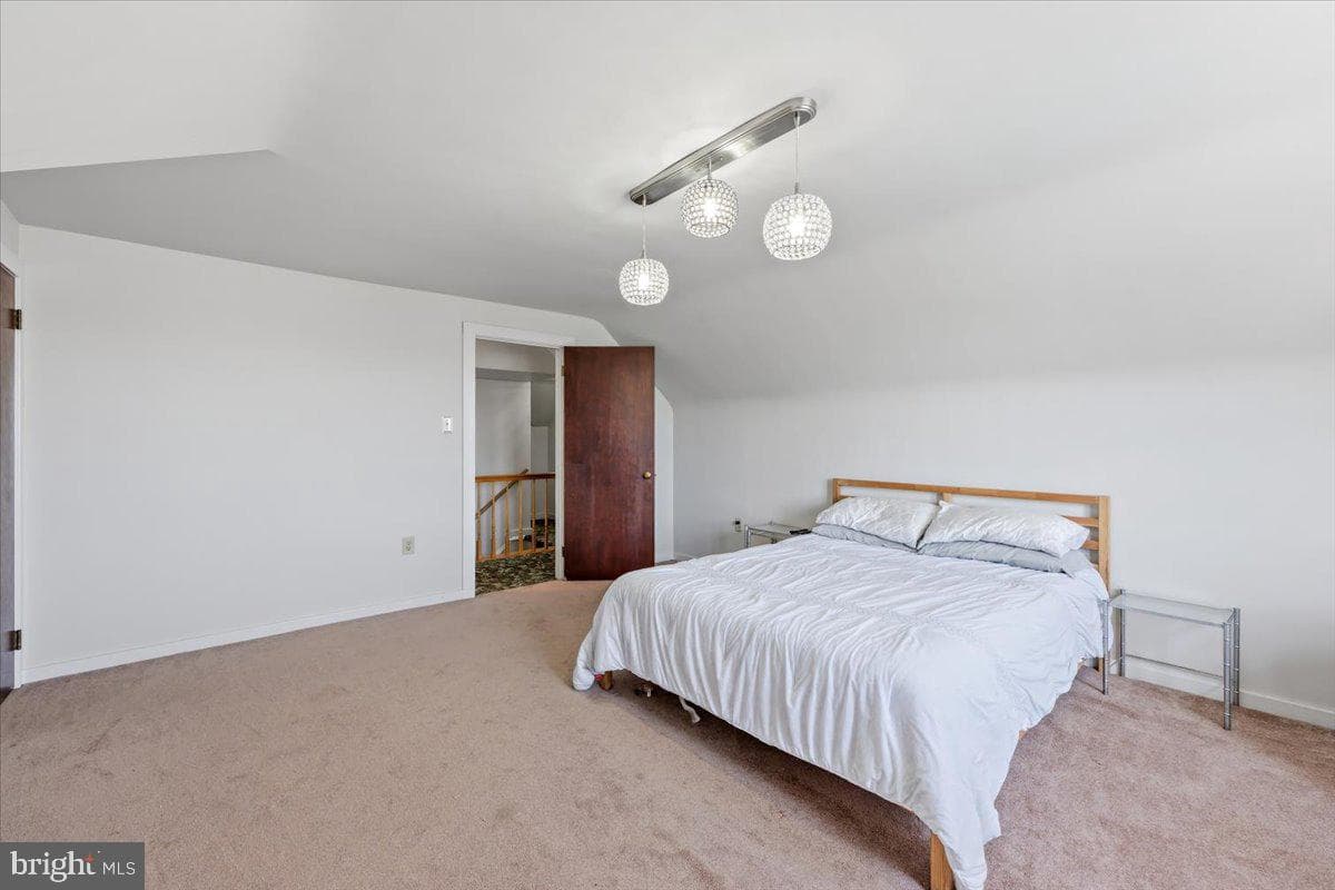 635 Coal Street photo 46