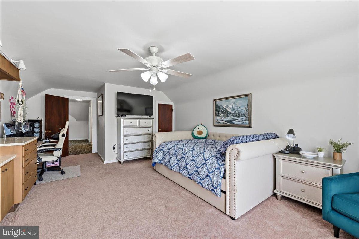 635 Coal Street photo 48