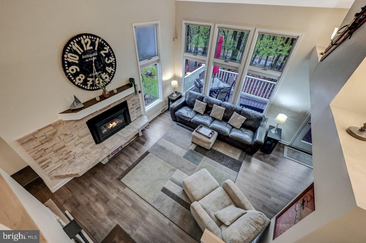 52 Laurelwoods Drive photo 36