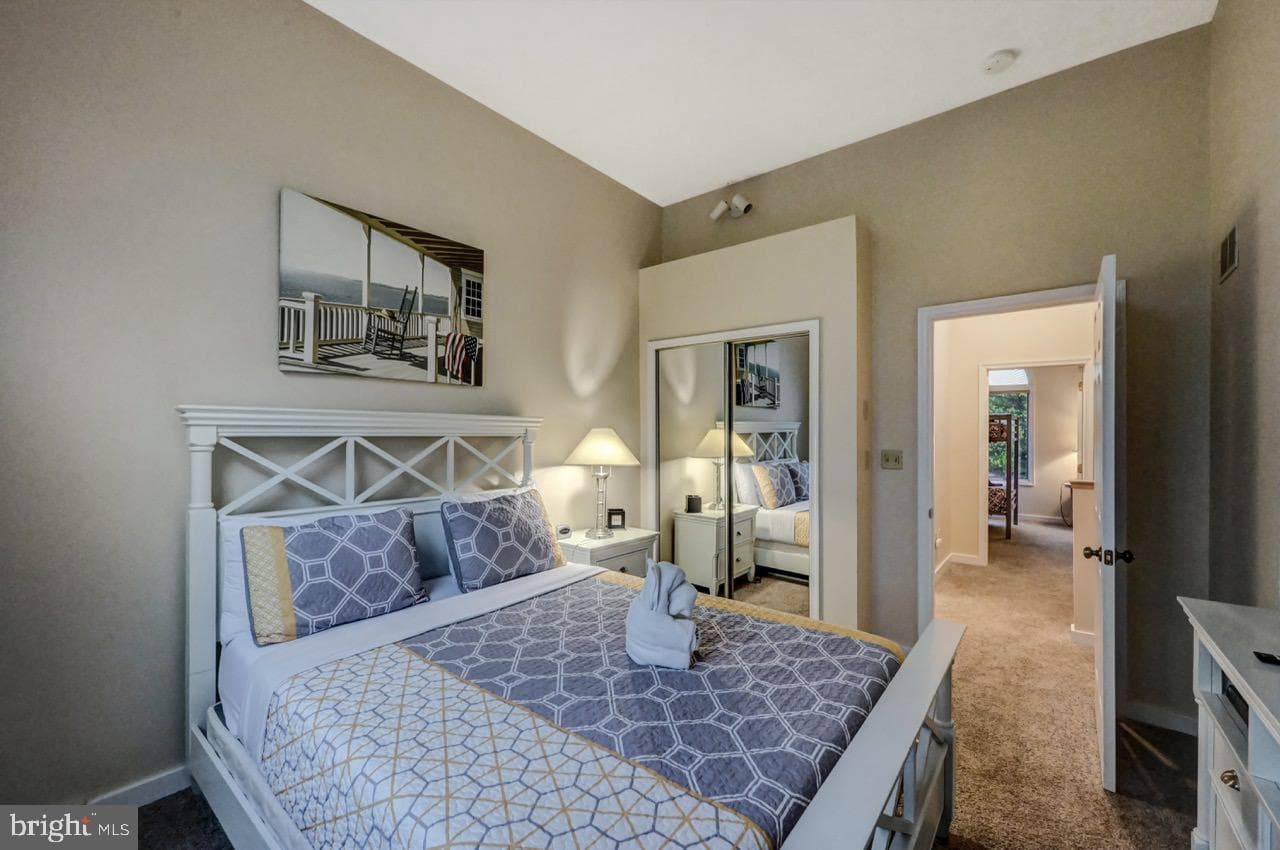 52 Laurelwoods Drive photo 38