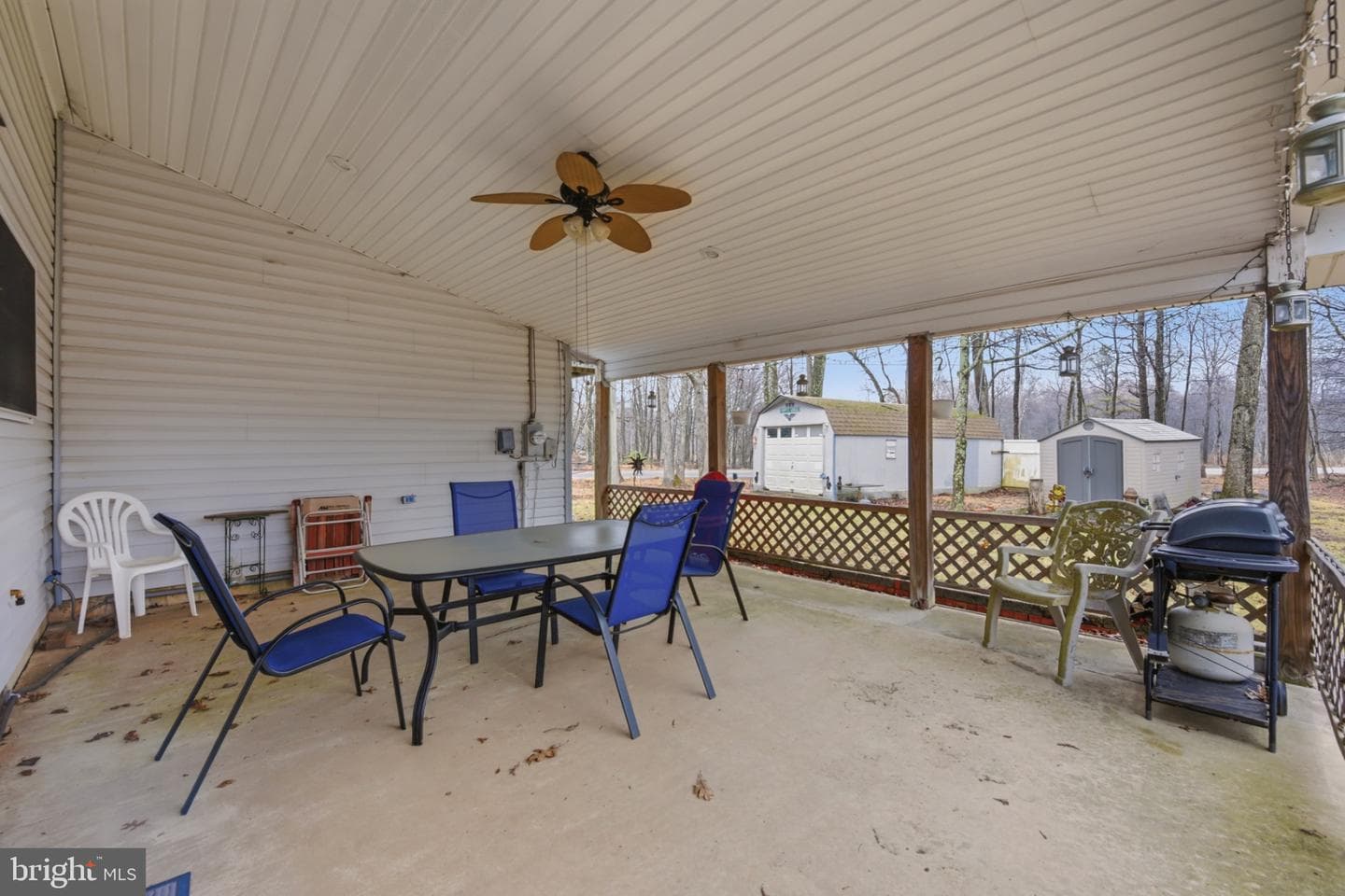 304 McKuen Way photo 39