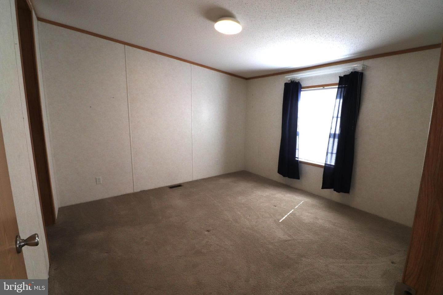 124 Ashley Lane photo 16