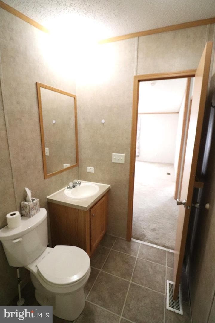 124 Ashley Lane photo 23