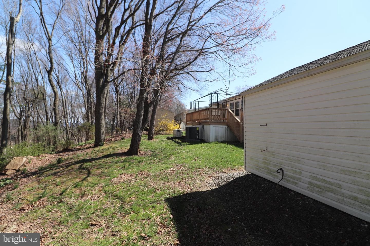 124 Ashley Lane photo 42