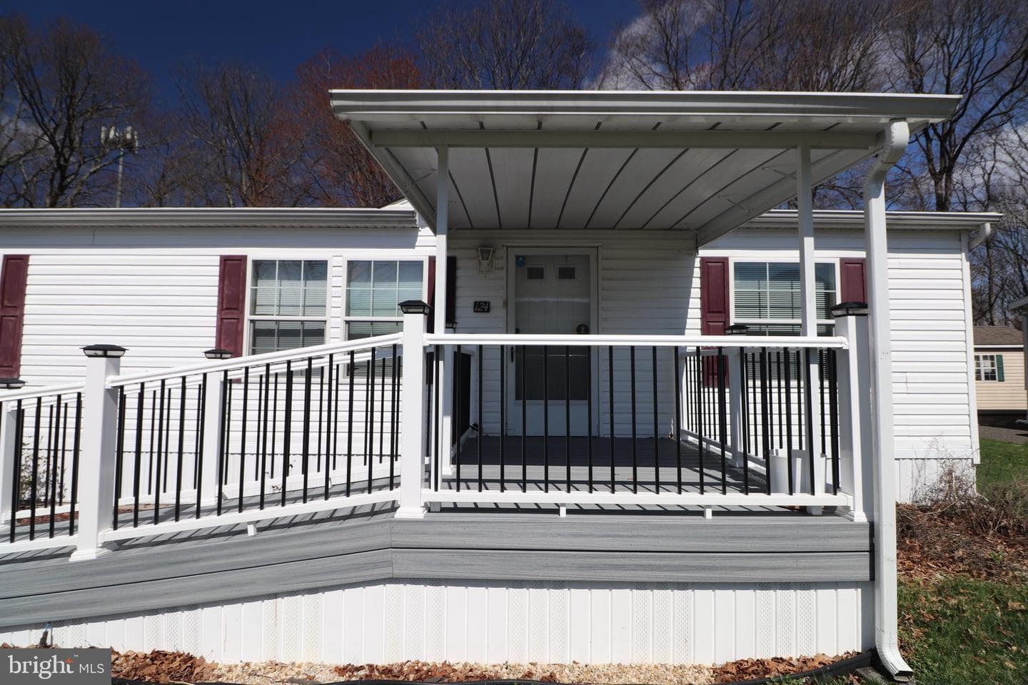 124 Ashley Lane photo 5