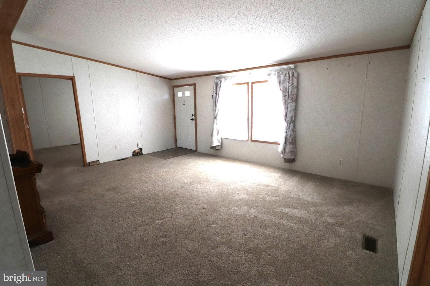 124 Ashley Lane photo 7