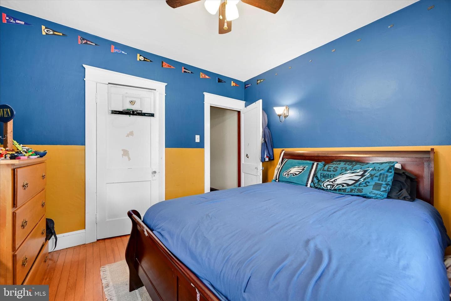 137 E Walter Street photo 17