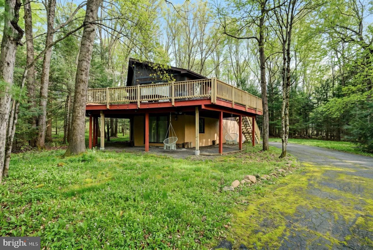 56 Dryden Drive, Albrightsville