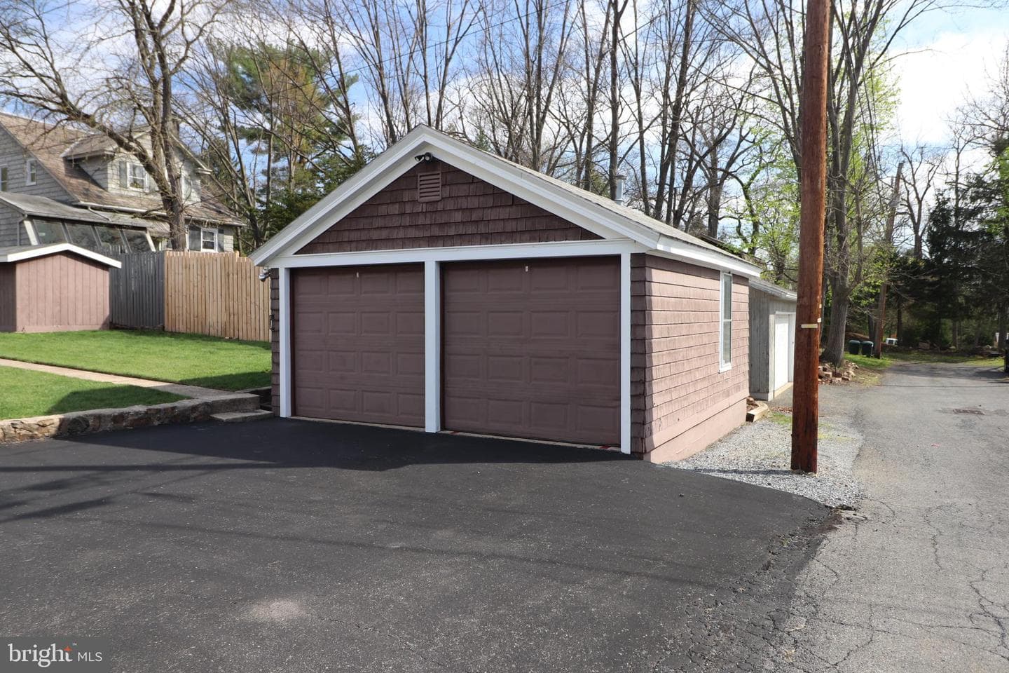 300 Princeton Avenue photo 32