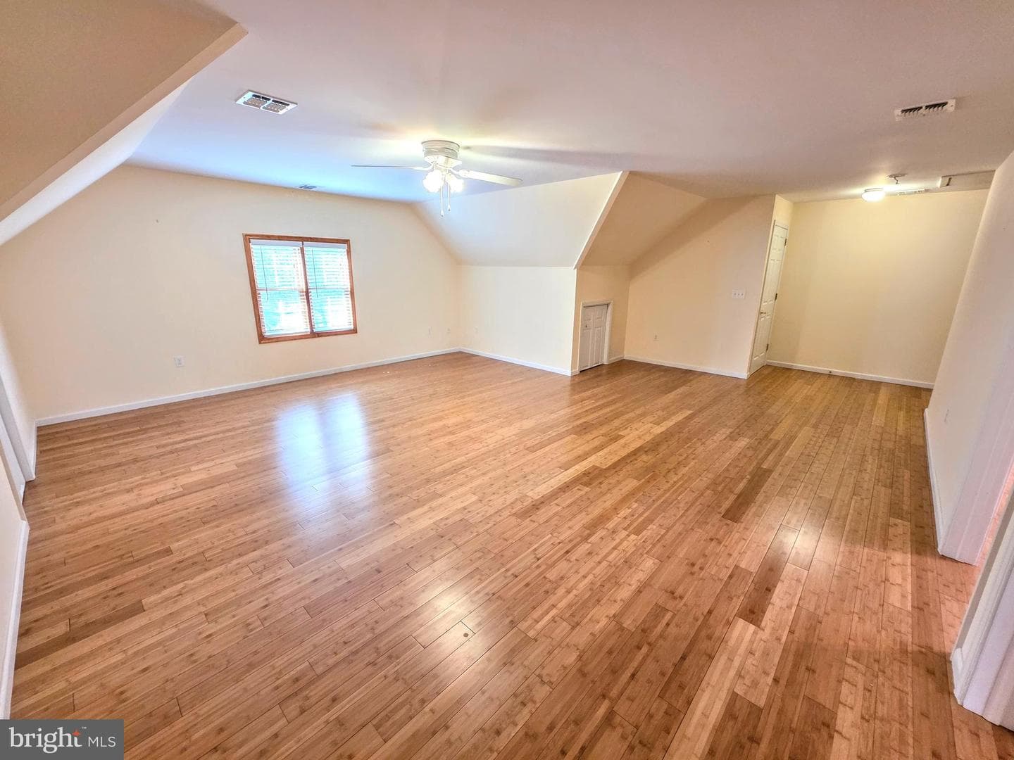 465 Green Street photo 40