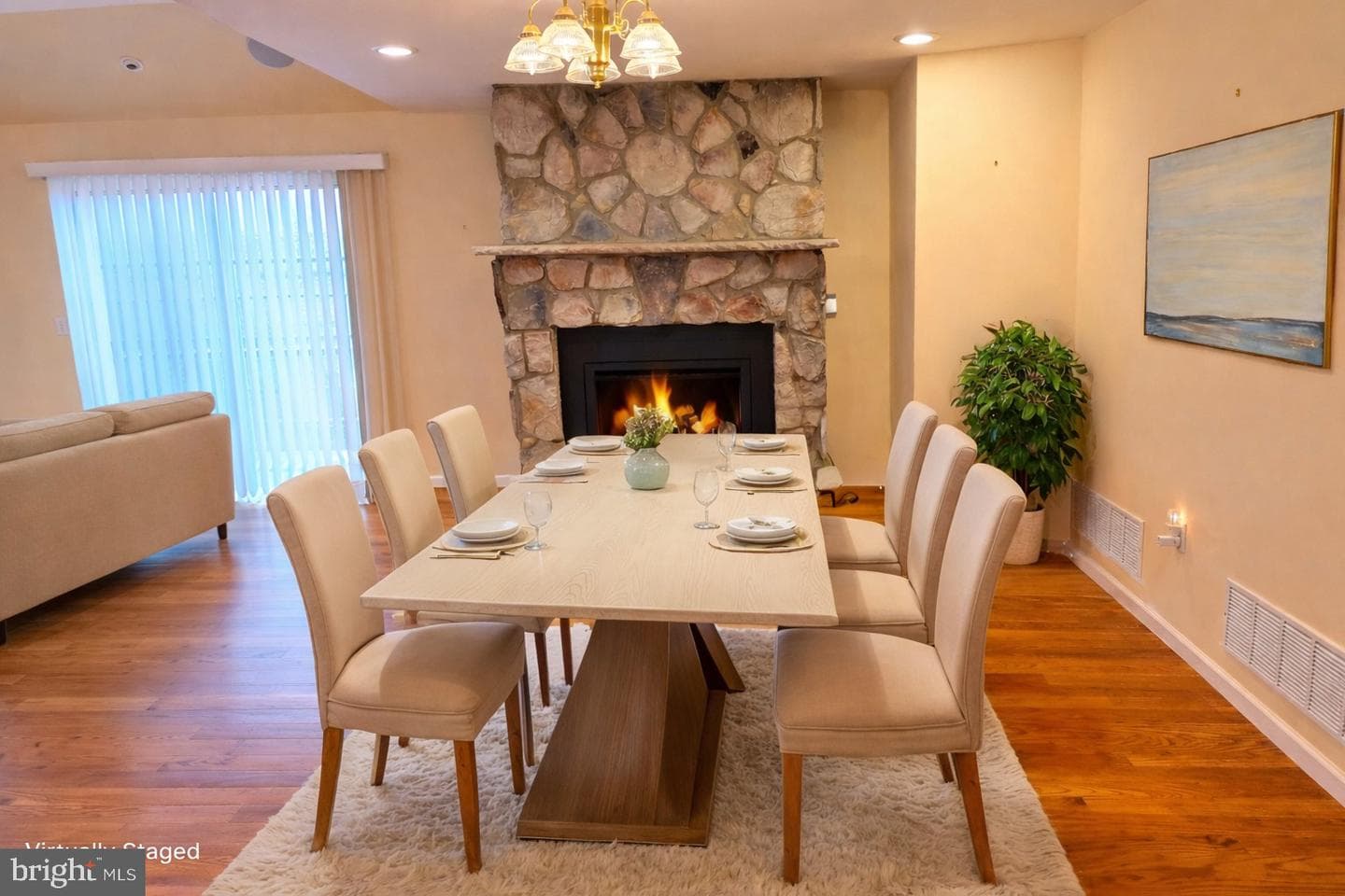 465 Green Street photo 9