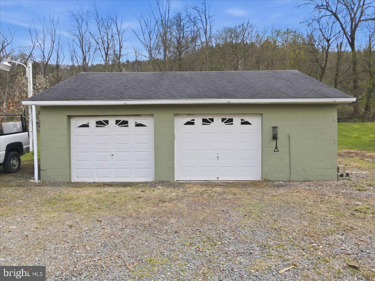 817 Oak Grove Dr photo 46