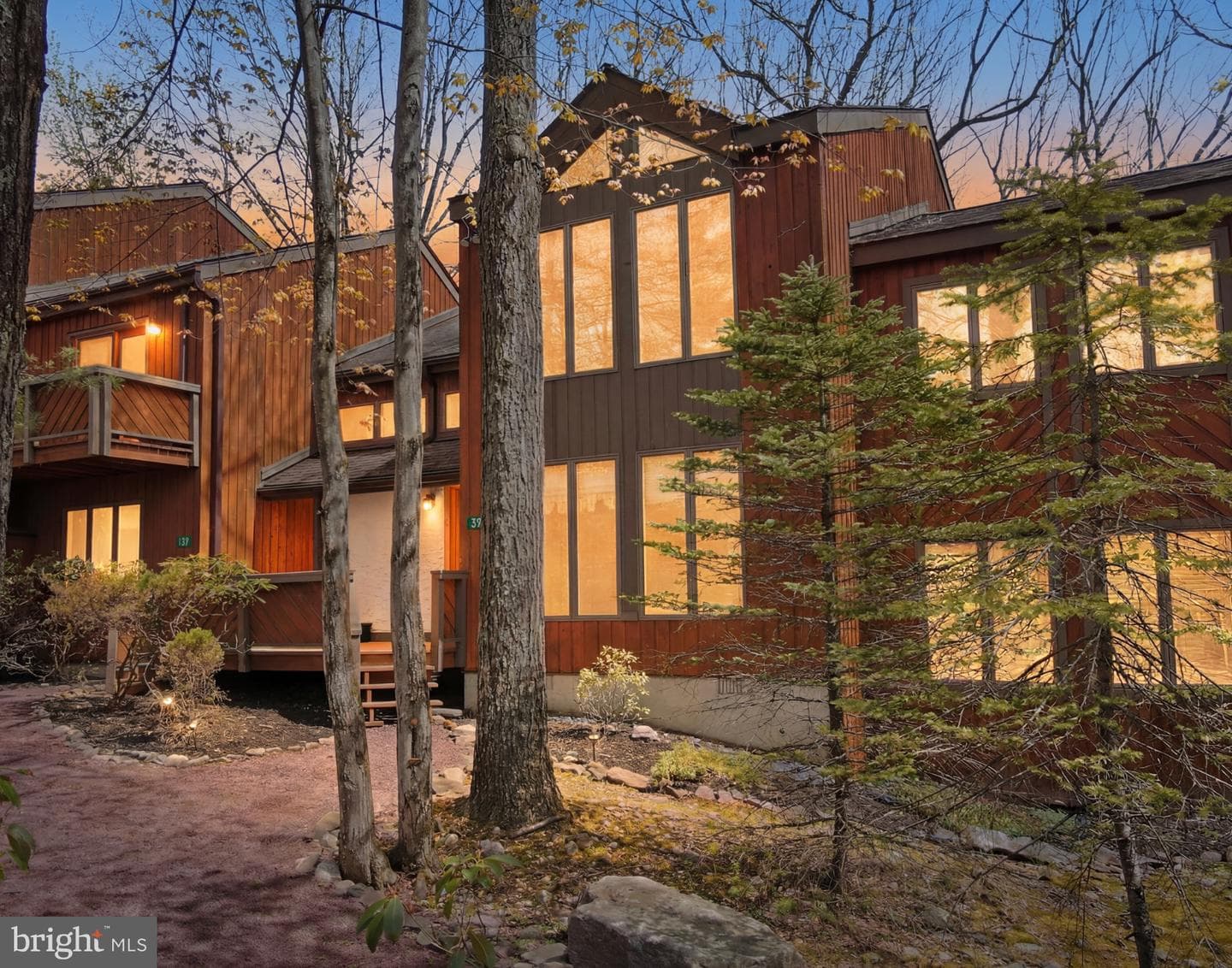 39 Ruffed Grouse Court, Lake Harmony