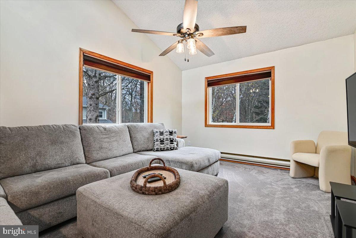 286 Mckuen Way photo 33