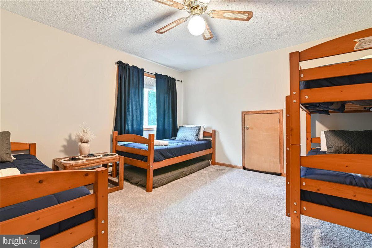 286 Mckuen Way photo 38