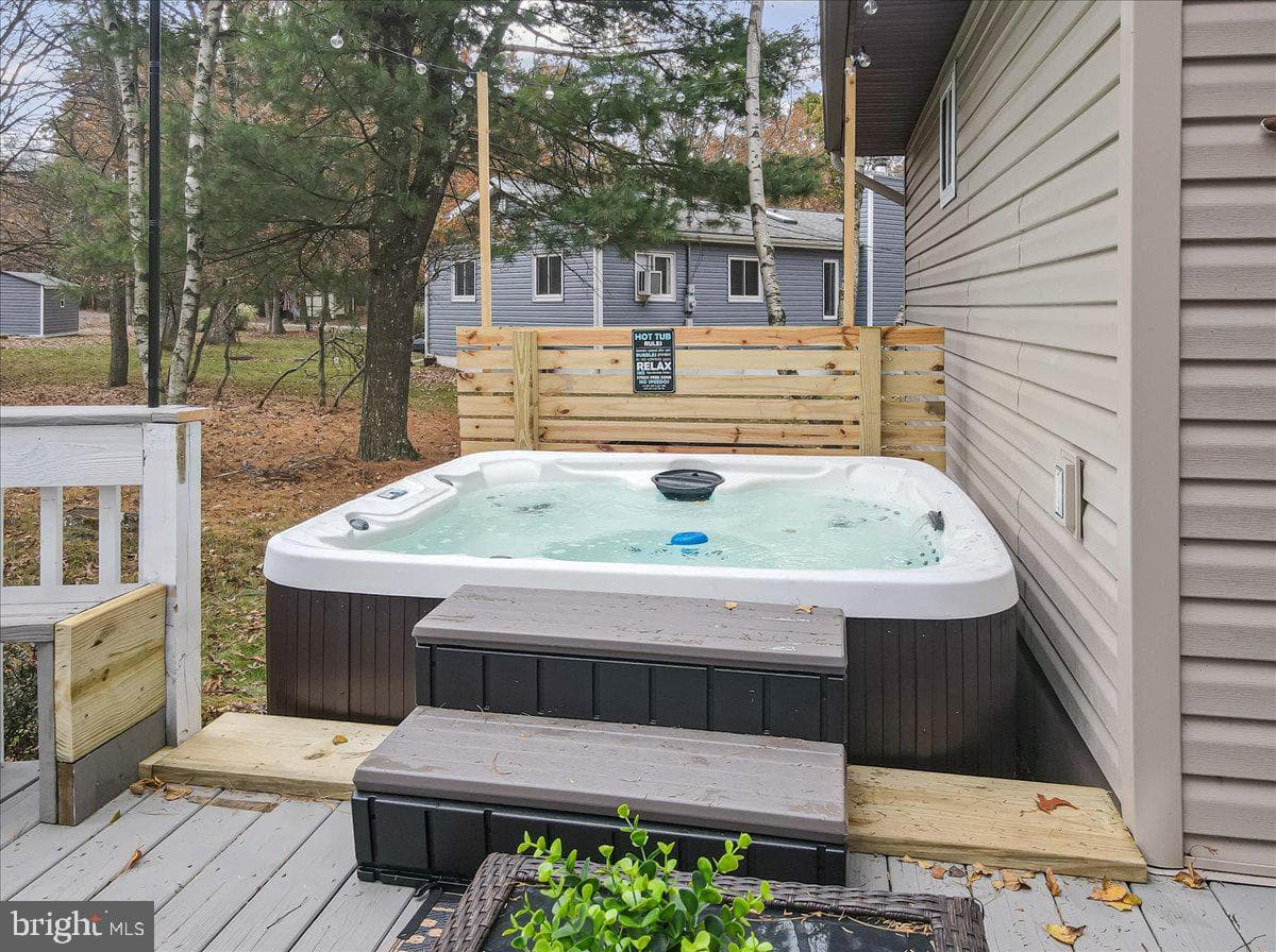 286 Mckuen Way photo 47