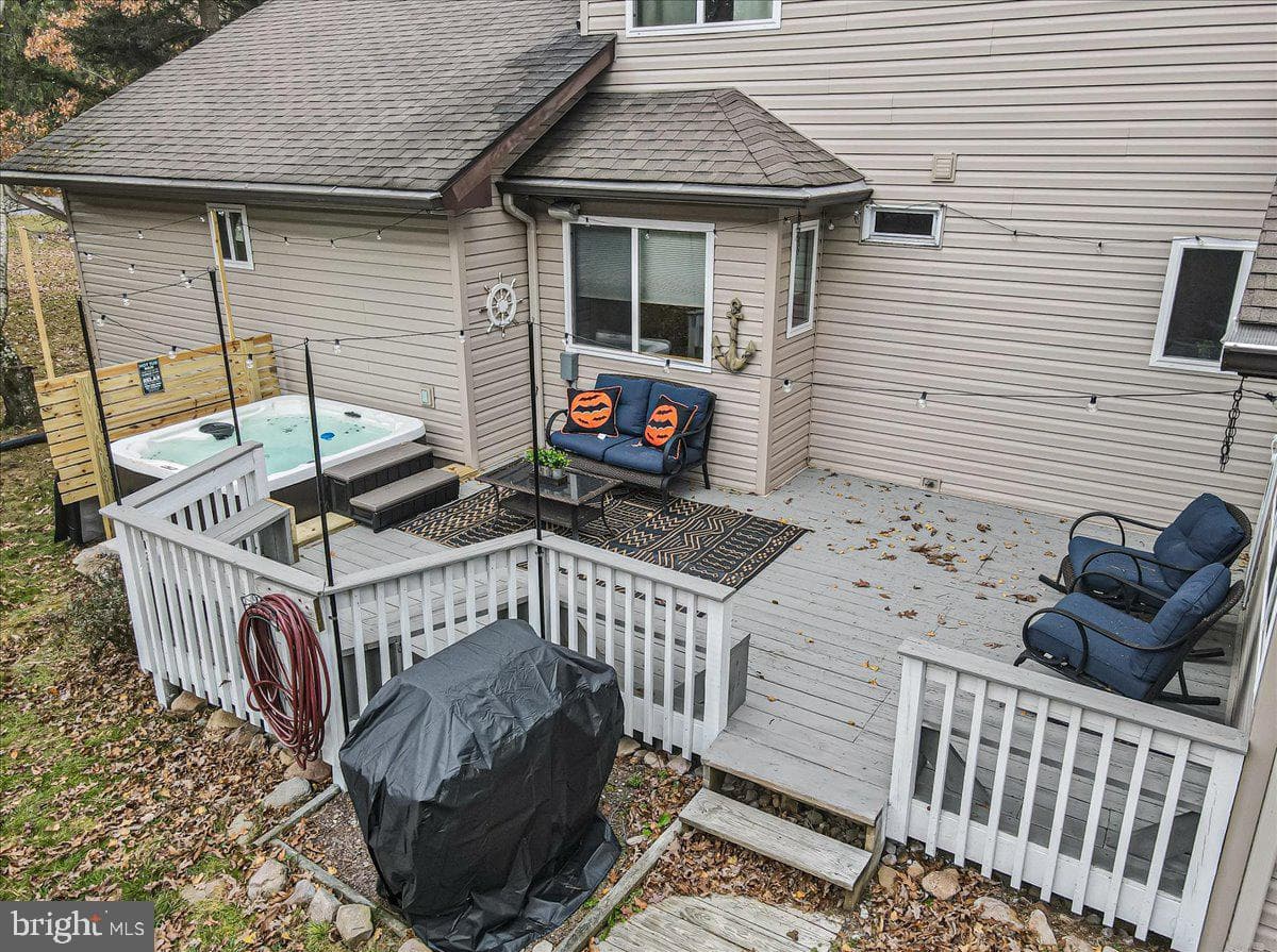 286 Mckuen Way photo 48