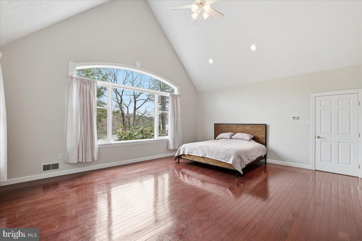 109 Lake Drive photo 10