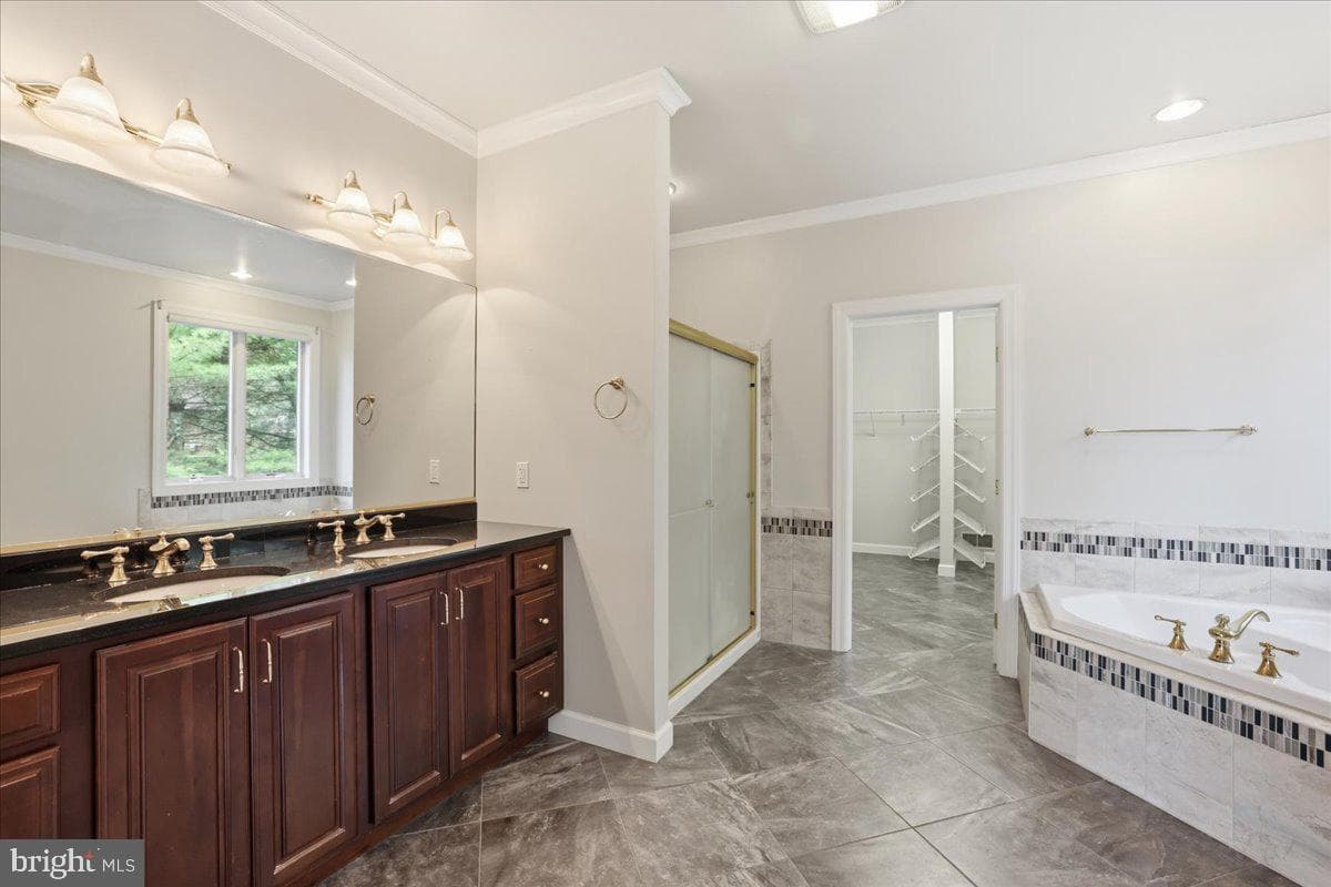 109 Lake Drive photo 12