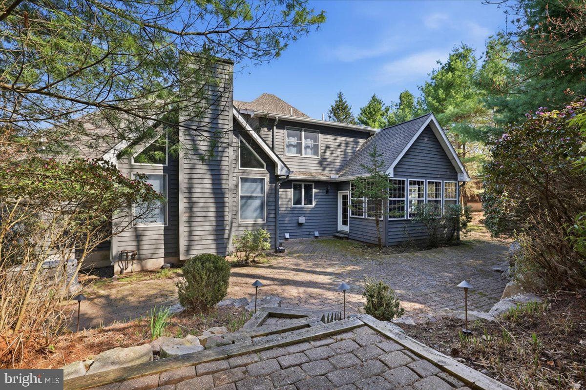 109 Lake Drive photo 35
