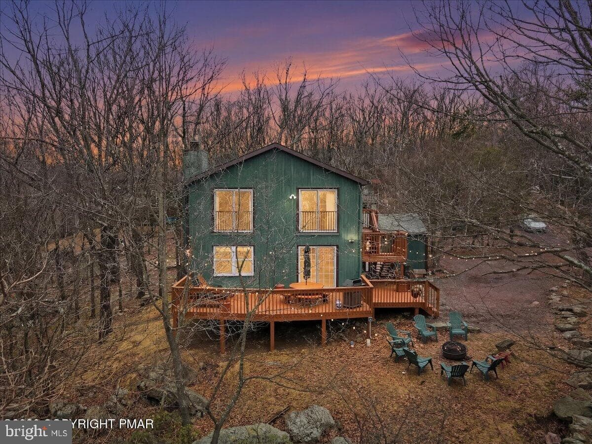 12 Hidden Ridge Rd, Lake Harmony