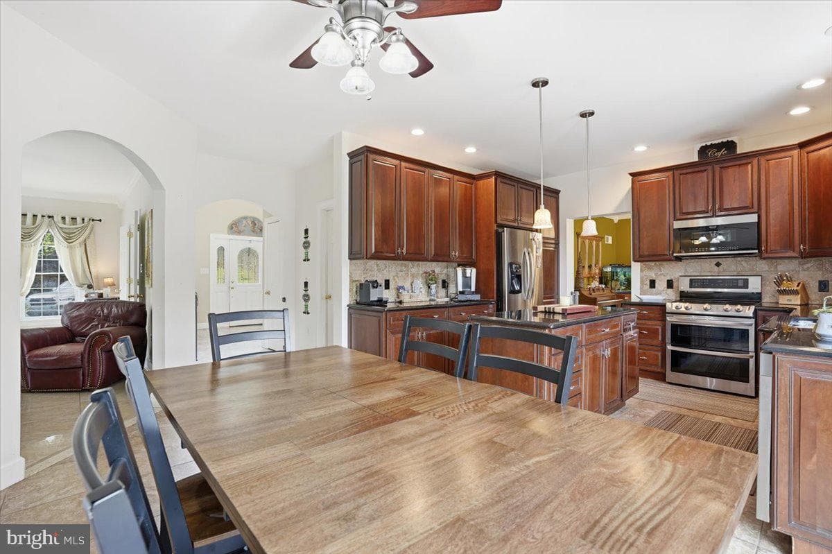 200 Princeton Pines photo 26