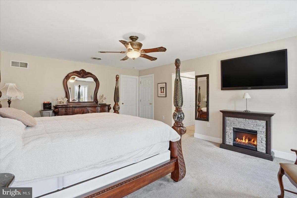 200 Princeton Pines photo 33
