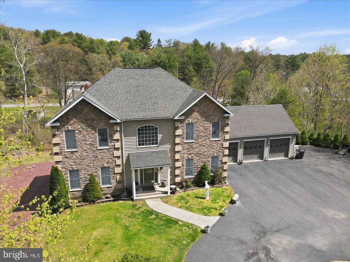 200 Princeton Pines photo 4