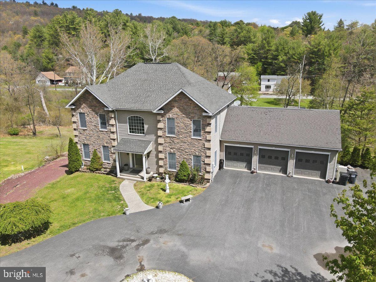 200 Princeton Pines photo 5