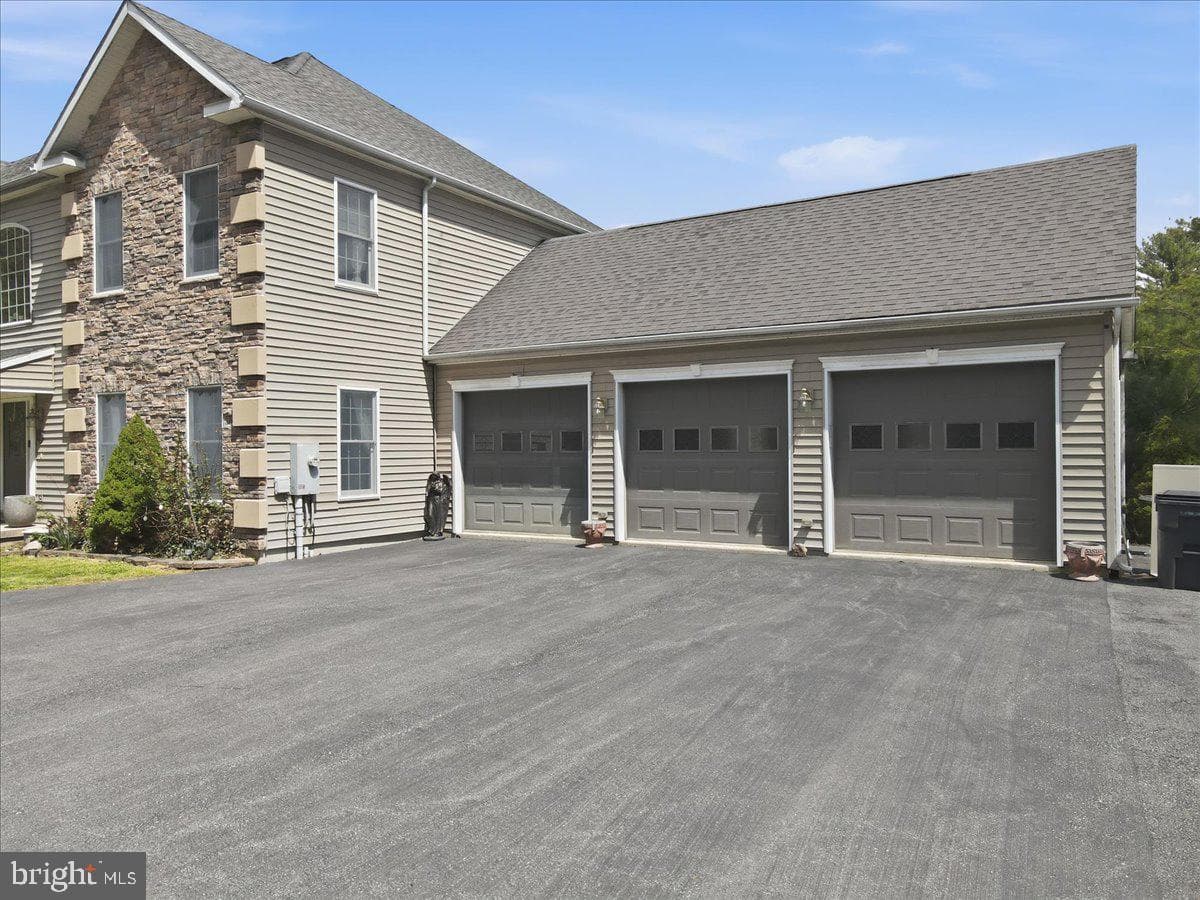 200 Princeton Pines photo 59