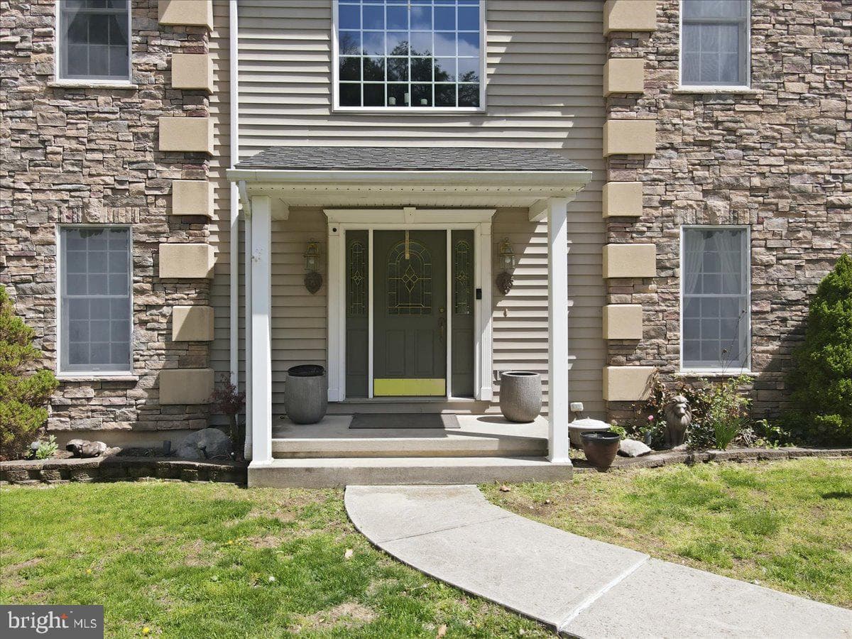 200 Princeton Pines photo 6