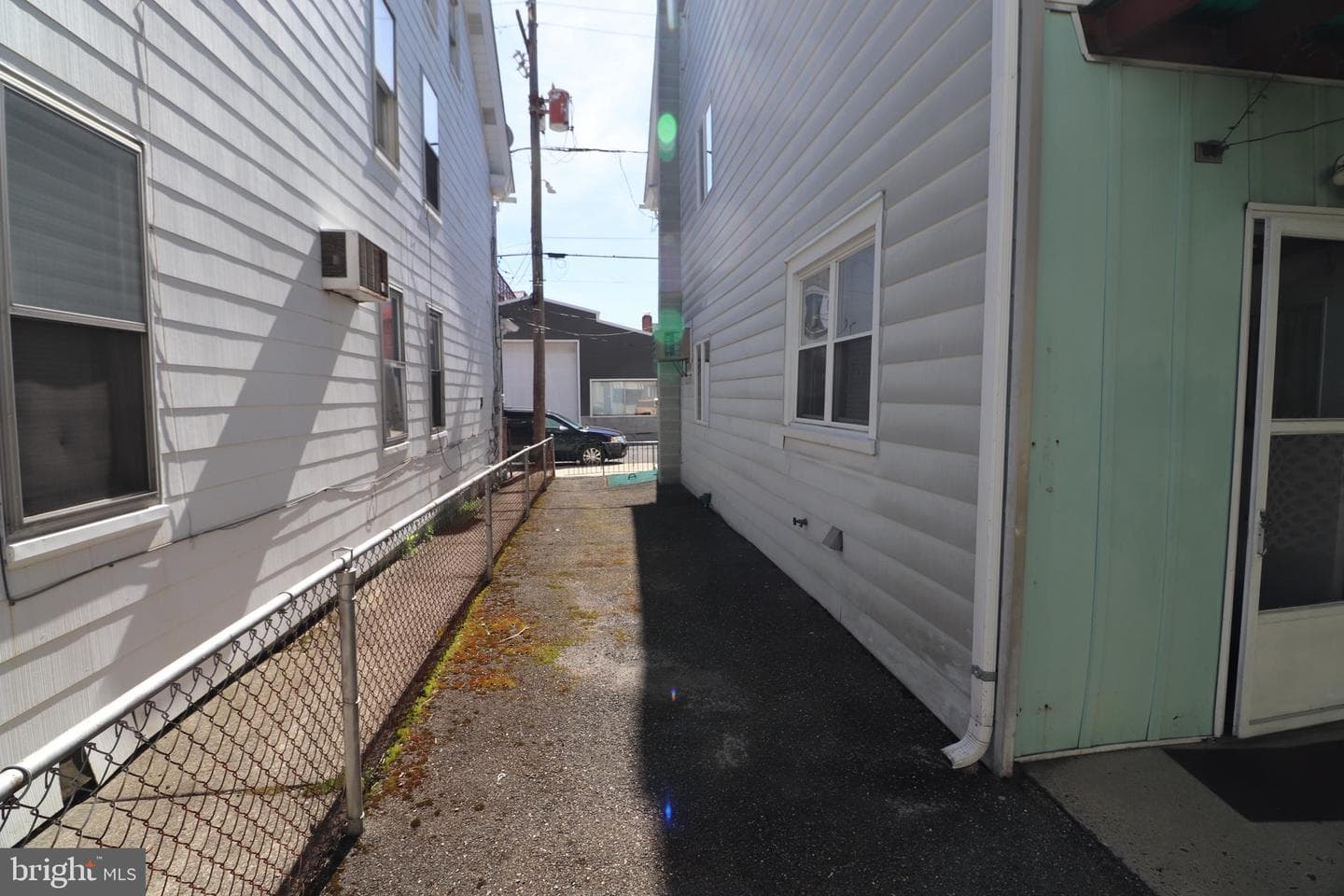 17 Center Street photo 43