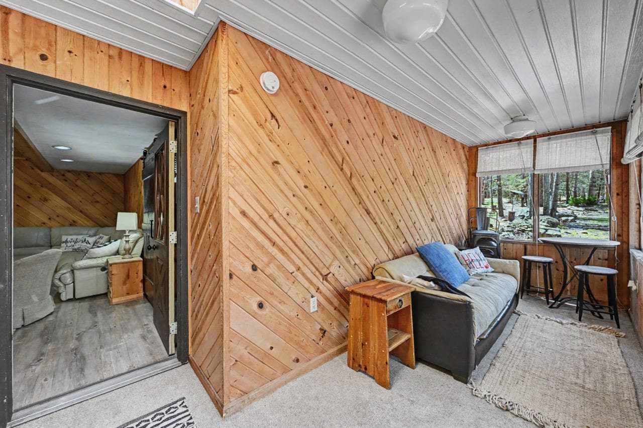 9 Crest Drive photo 27