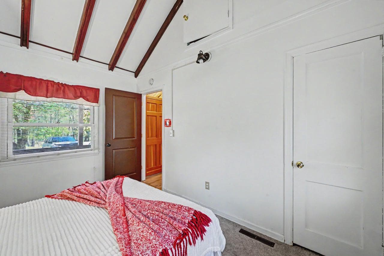 9 Crest Drive photo 35