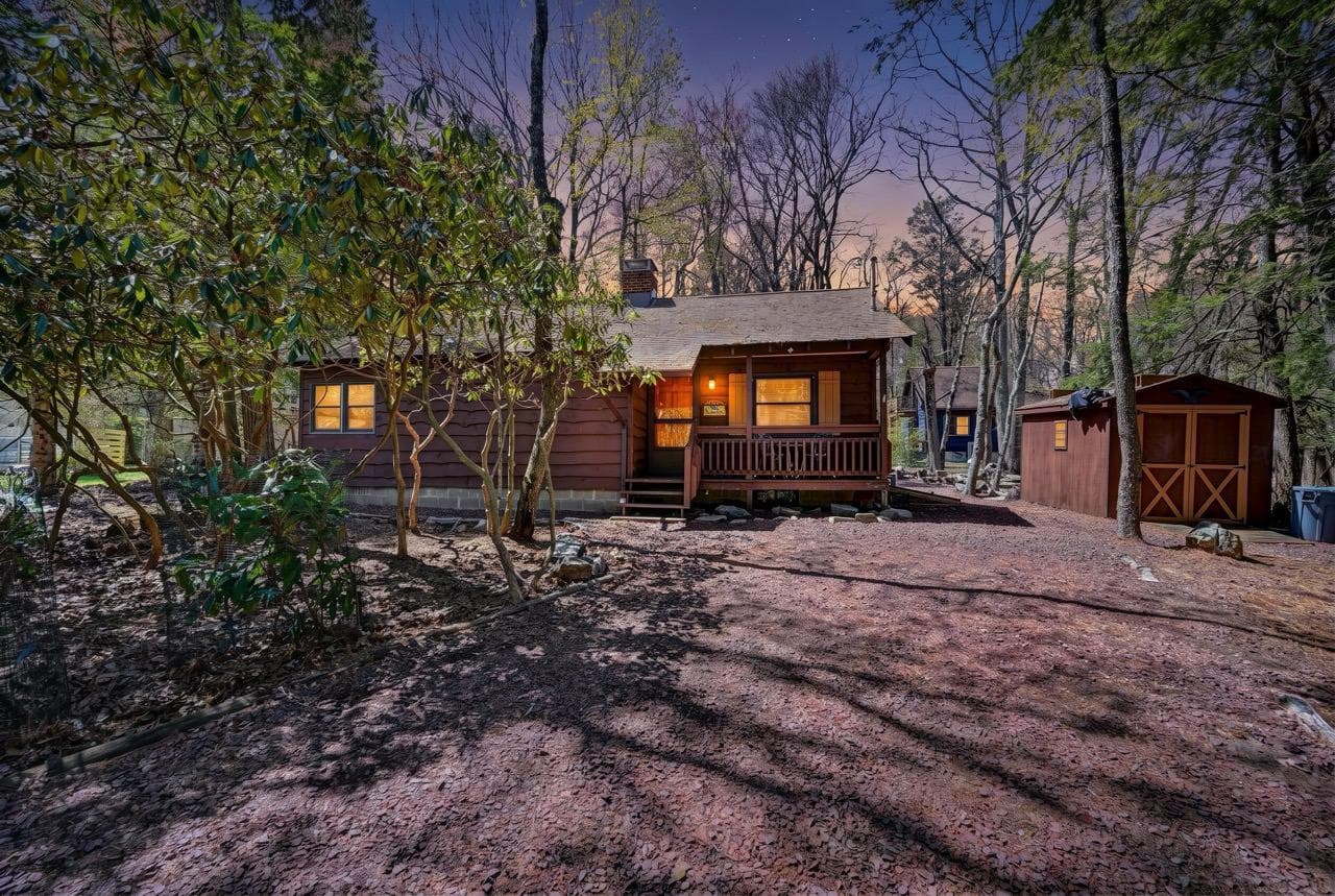 9 Crest Drive photo 44