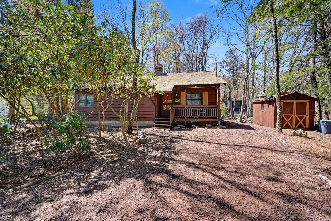 9 Crest Drive photo 45