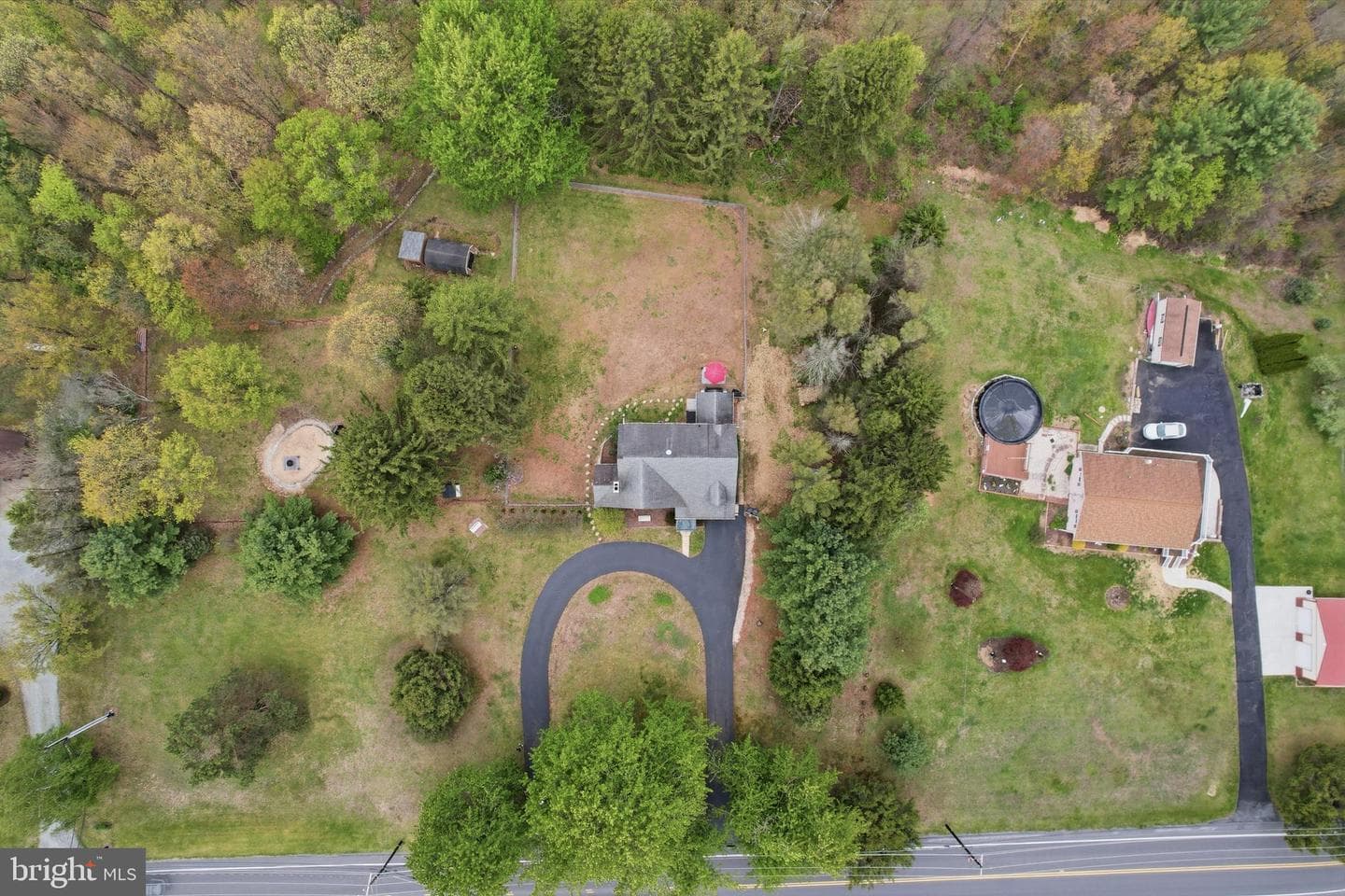 9915 Interchange Road photo 46