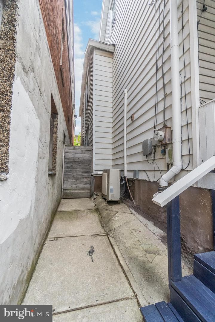 307 W Patterson Street photo 32
