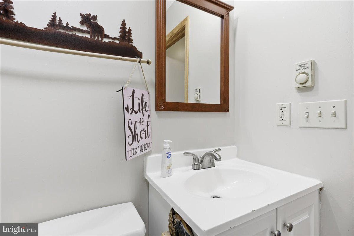 48 Hunt Trail photo 43