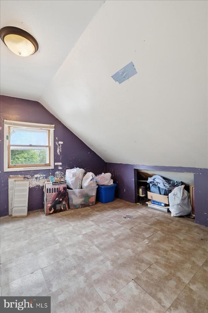 831- 833 E Ridge Street photo 33