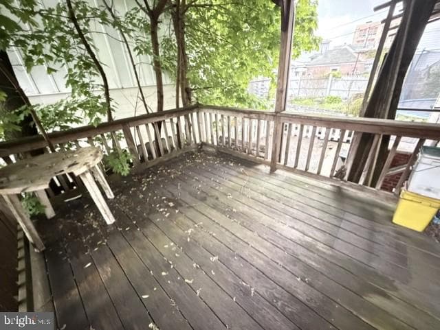 21 W Bertsch Street photo 16