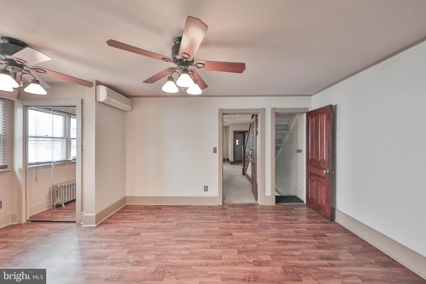 232 Columbia Avenue photo 13