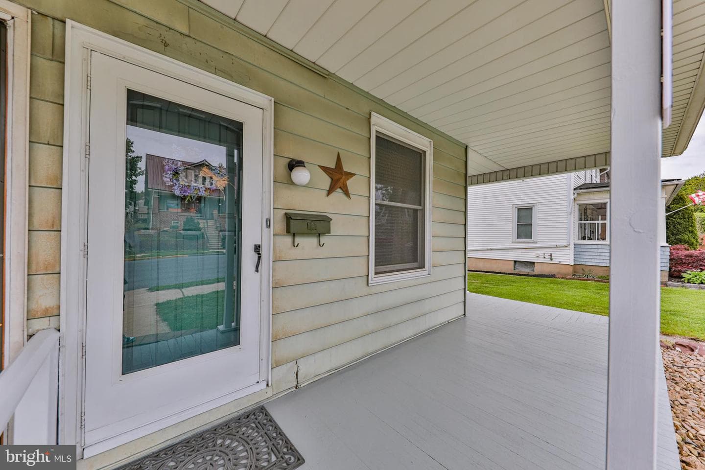 232 Columbia Avenue photo 3