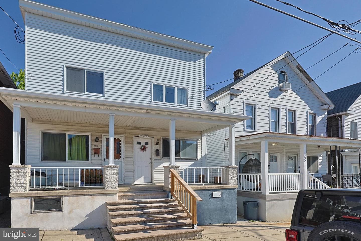 230 E Fell St photo 1