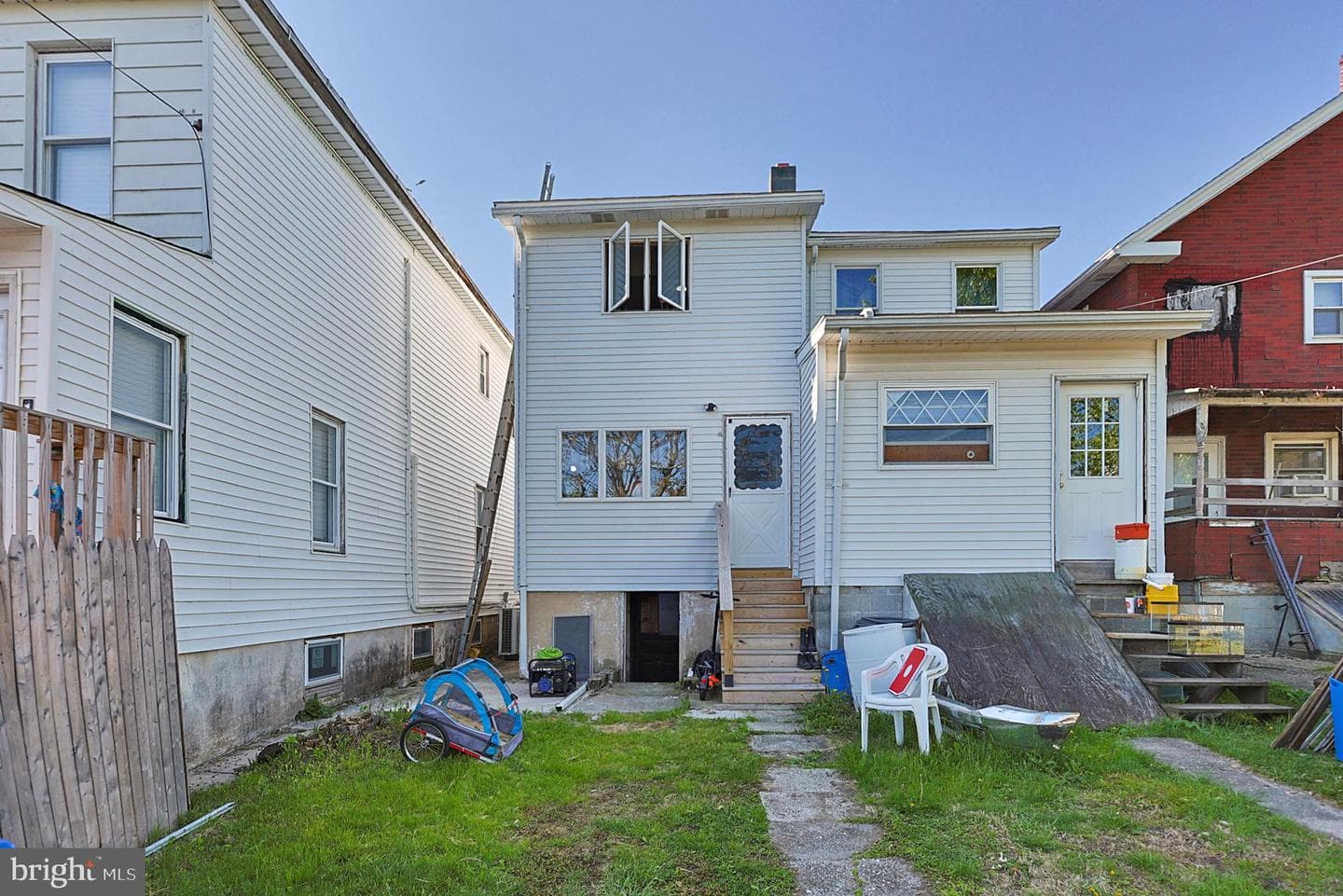 230 E Fell St photo 16