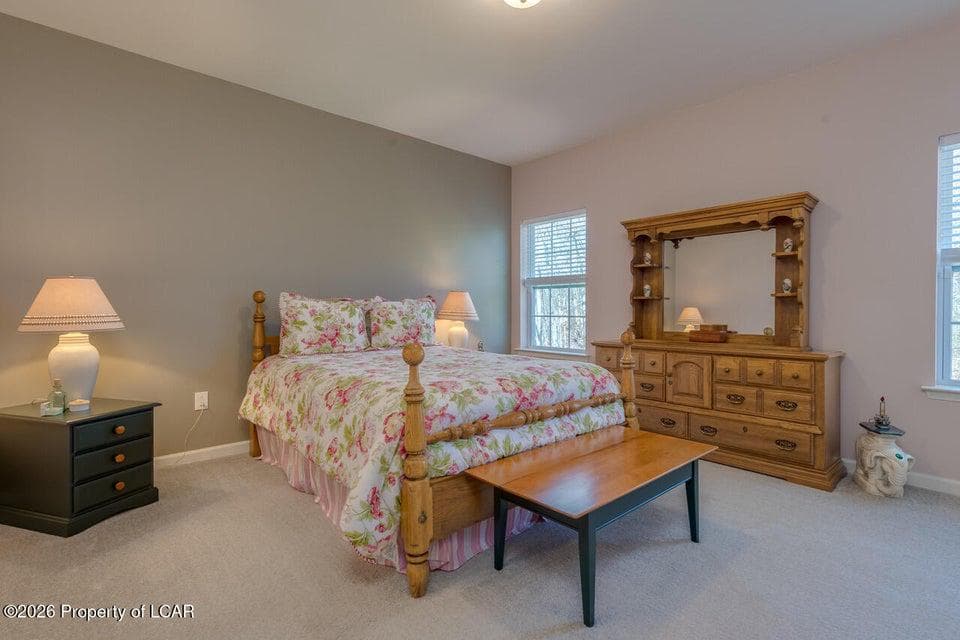 309 Golden Oaks Drive photo 7